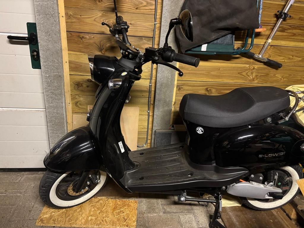 Cyclomoteur électrique à vendre avec 200 km au compteur., Vélos & Vélomoteurs, Enlèvement