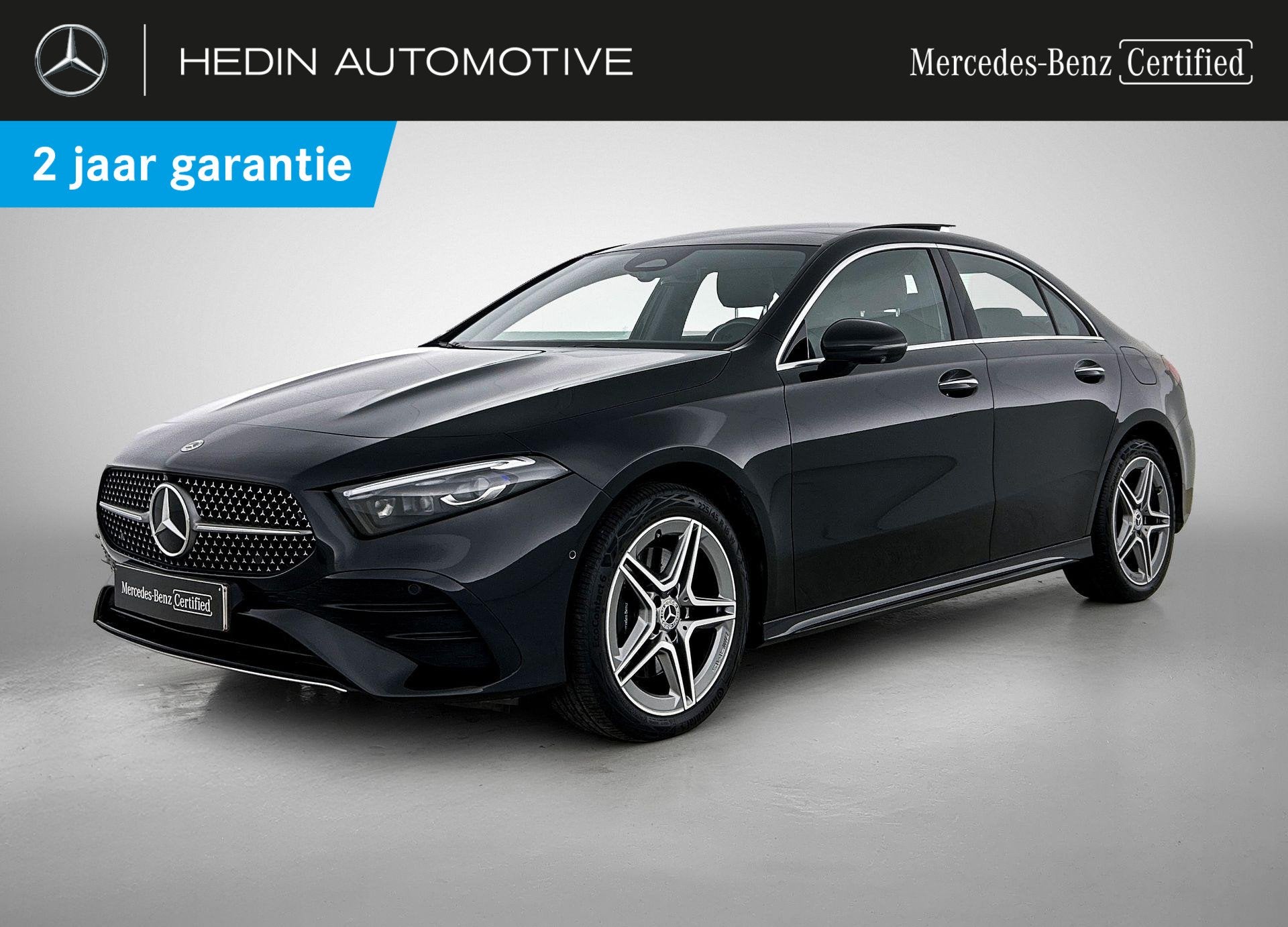 Mercedes-Benz A-Klasse 250 e Berline AMG Line | Panoramisch, Autos, Mercedes-Benz, Achat, 4 portes, Noir, 120 kW