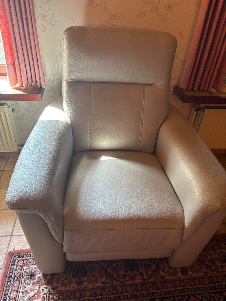 Zetel, Huis en Inrichting, Ophalen, Leer, Rechte bank, Nieuw