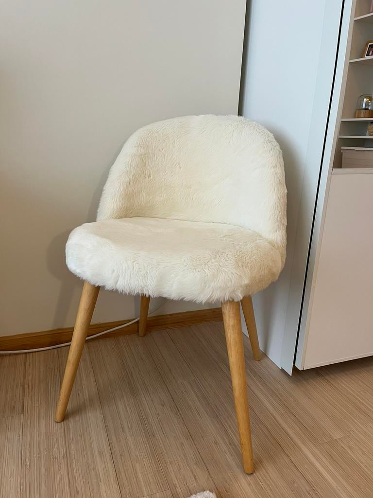 Houten en beige stoel in Scandinavische stijl, Huis en Inrichting, Stoelen, Ophalen, Gebruikt, Wit, Scandinave