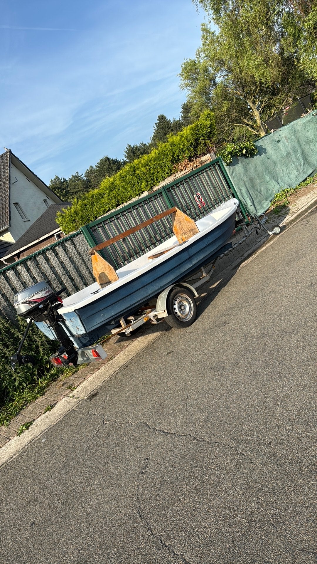 Visbootje, Watersport en Boten, Vis- en Consoleboten, Zo goed als nieuw, Benzine, Ophalen