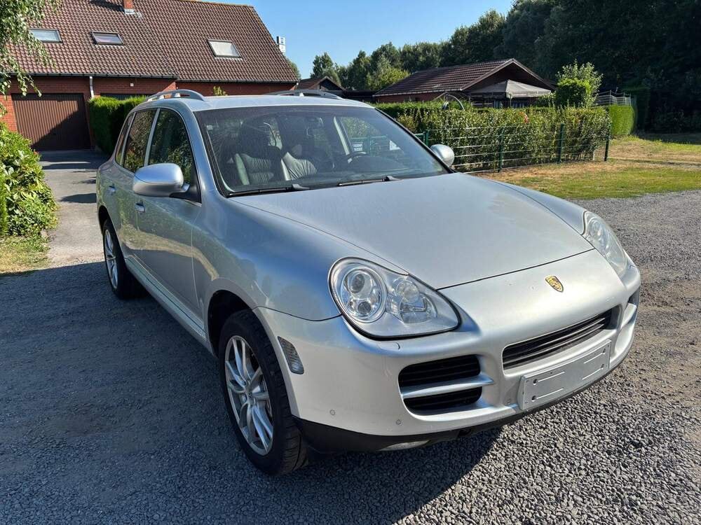 Porsche Cayenne 3.2i Utilitair, Autos, Porsche, Particulier, Cayenne, 4x4, ABS, Caméra de recul, Airbags, Air conditionné, Apple Carplay