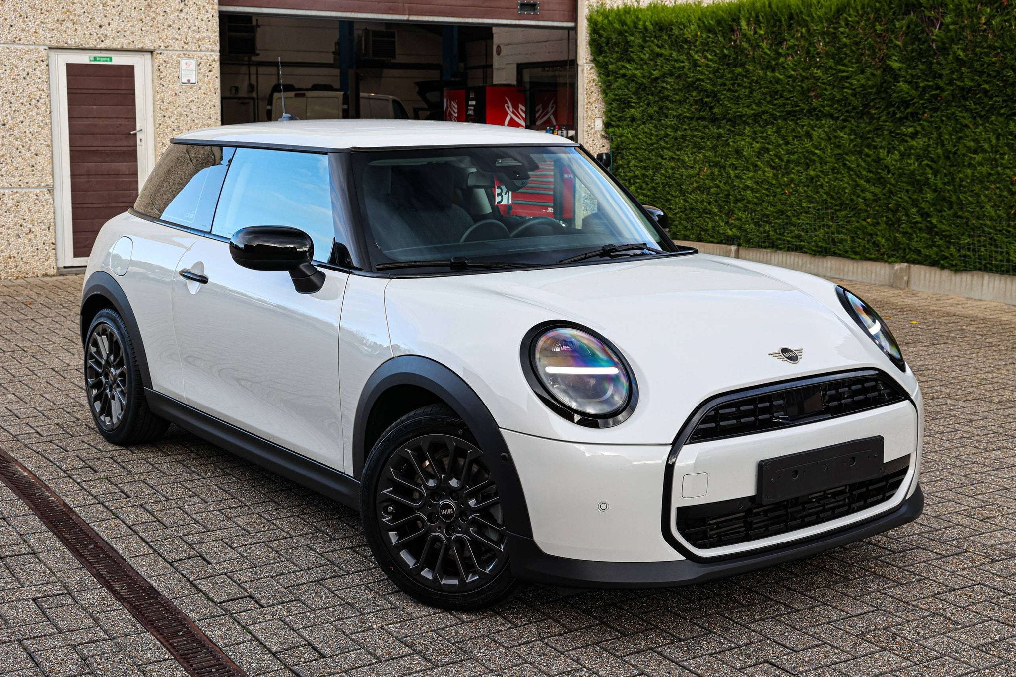MINI Cooper C AUTOMAAT*ACHTERUITRIJCAMERA*NAVIGATIE*APPLE-CA, Autos, Achat, Autres carburants, https://public.car-pass.be/vhr/f2343ef7-d3fe-4195-9c32-dfb3a47218e7