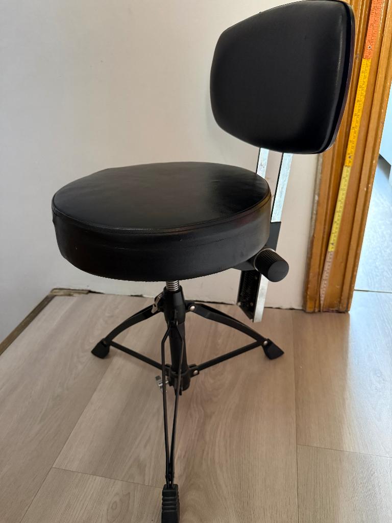 Drumstoel met rugleuning Stagg DT-280R BK, Muziek en Instrumenten, Drumstellen en Slagwerk, Ophalen, Gebruikt, Overige merken