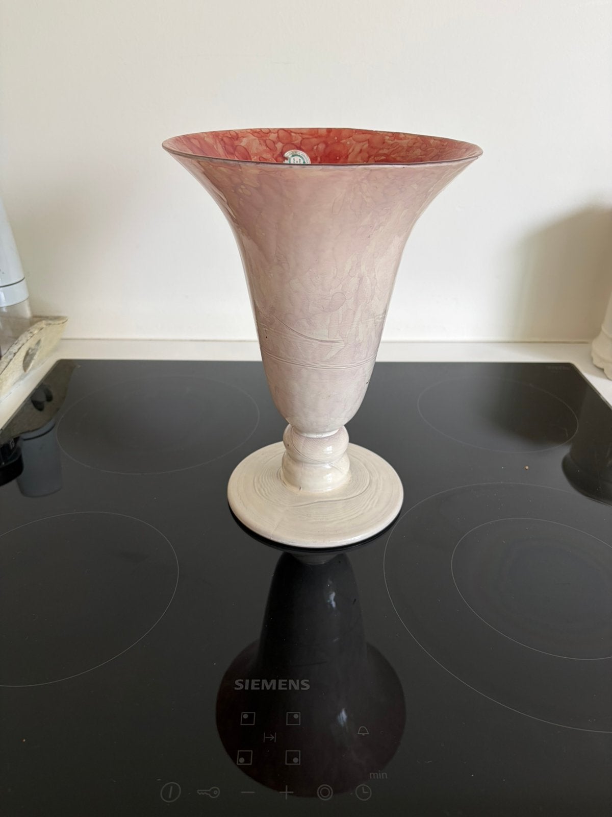 Vase Trompette : véritable verre recyclé fabriqué en Espagne, Rouge, Verre, Enlèvement, Utilisé