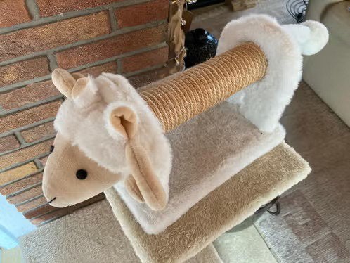 Griffoir a chat en forme de mouton, Enlèvement, Comme neuf, Griffoir