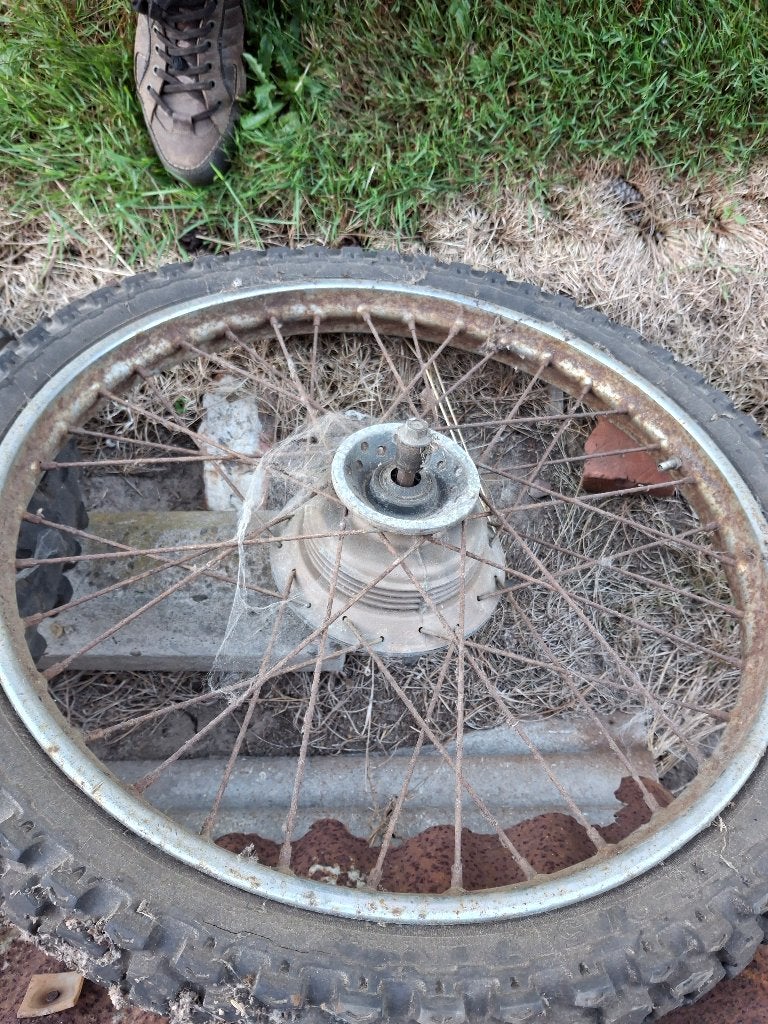 Yamaha dt wielen, Motoren, Ophalen