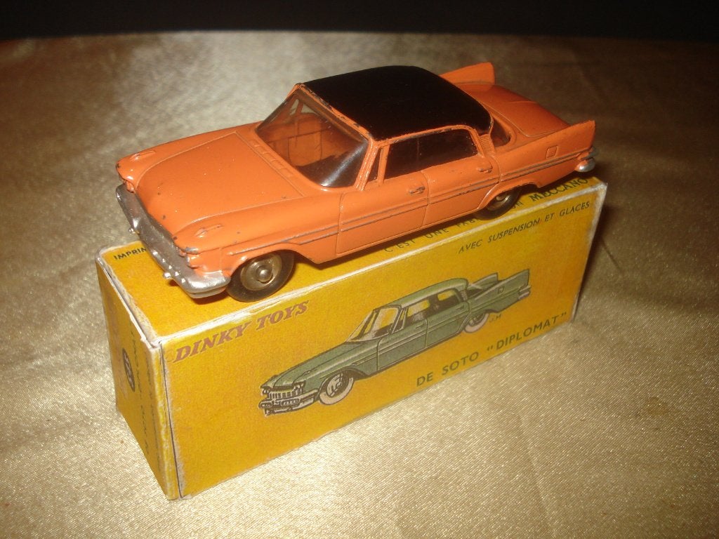 DINKY TOYS Ancienne De Soto Diplomat + Boîte, Enlèvement ou Envoi, Utilisé, Voiture, Dinky Toys