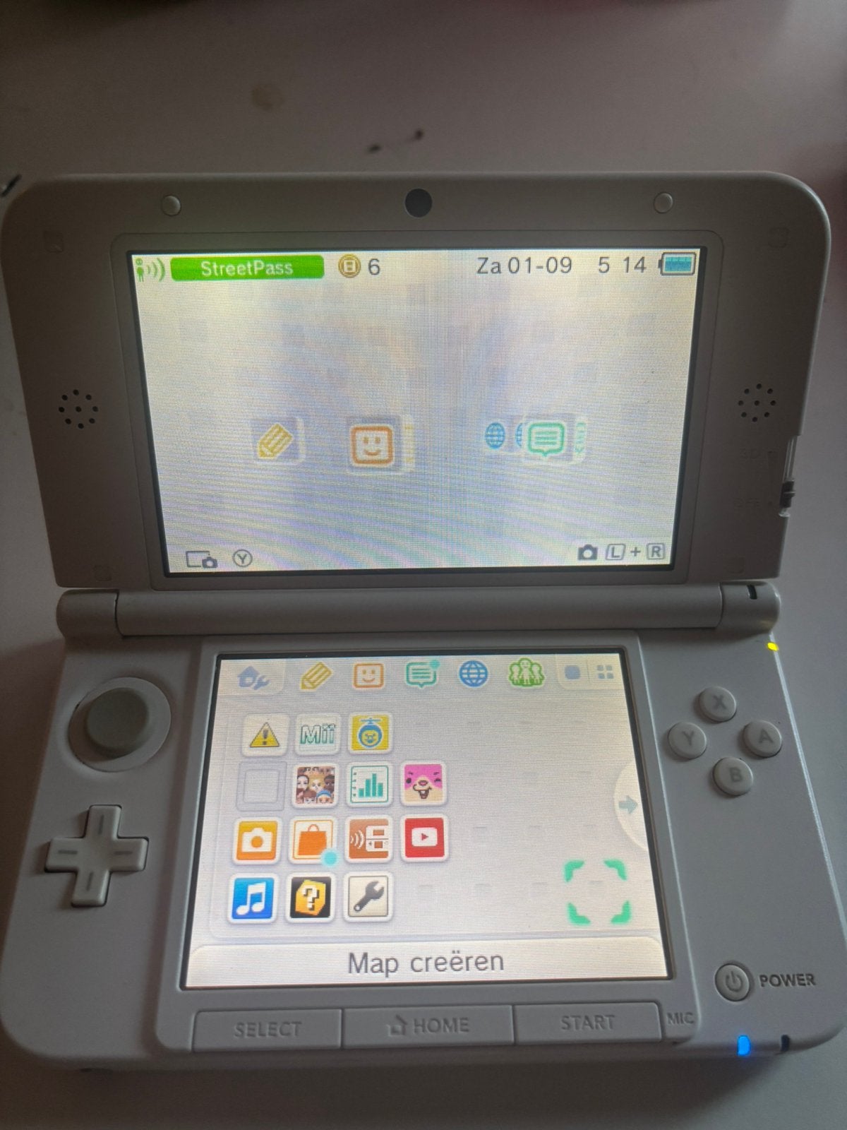 Nintendo 3ds met display potlood, Ophalen, Zo goed als nieuw, 3DS