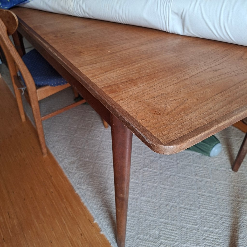 Table et 4 chaises, Jaren 70 vintage, 150 à 200 cm, Cinq personnes ou plus, 100 à 150 cm