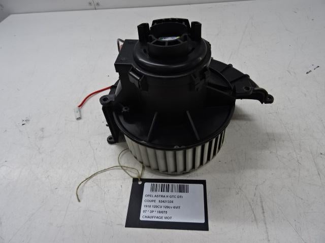 KACHELMOTOR Opel Astra H GTC (L08) (52421335), Gebruikt, Opel