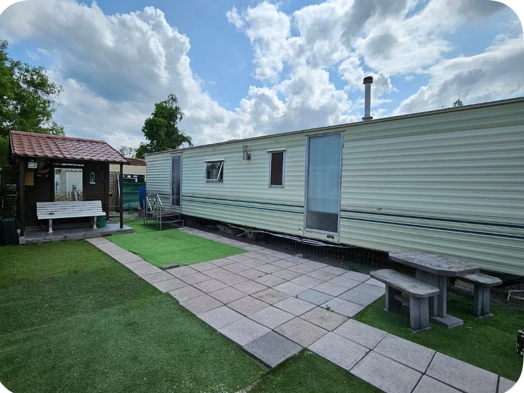 RESIDENTIAL CARAVANS FOR RENT – FROM €700, Immo, Overige soorten