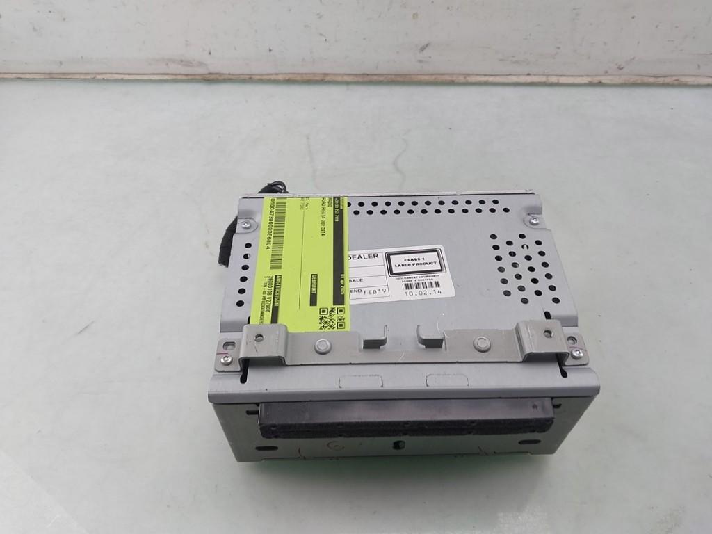 RADIO Ford Fiesta 6 (JA8) (01-2008/01-2018), Gebruikt, Henry-Ford-Straße  1
50735  Köln, DE, Ford-Werke GmbH, Kunden@ford.com