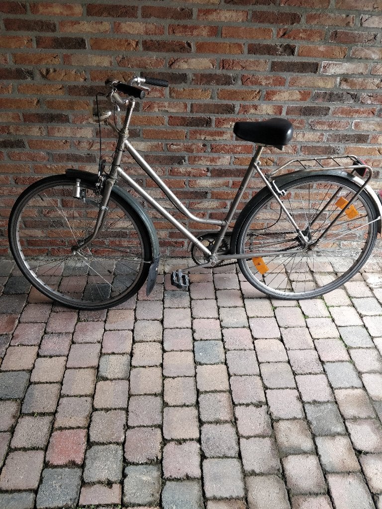 Damesfiets voor kot student ., Ophalen, Gebruikt, Velgrem