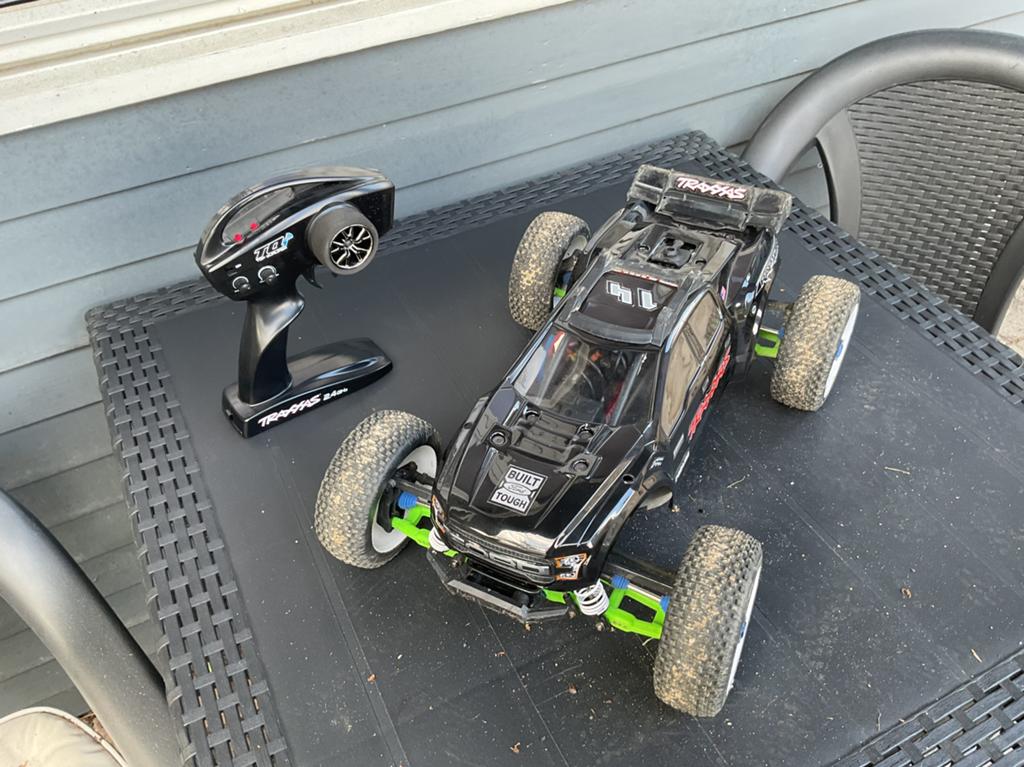 Traxxas rustler 4x4, Hobby & Loisirs créatifs, Enlèvement ou Envoi, Comme neuf