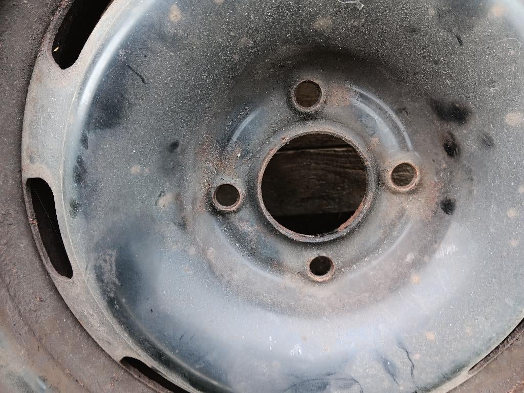 4 roues complètes pour Peugeot, 15 pouces, Pneus et Jantes, Pneus hiver, Véhicule de tourisme