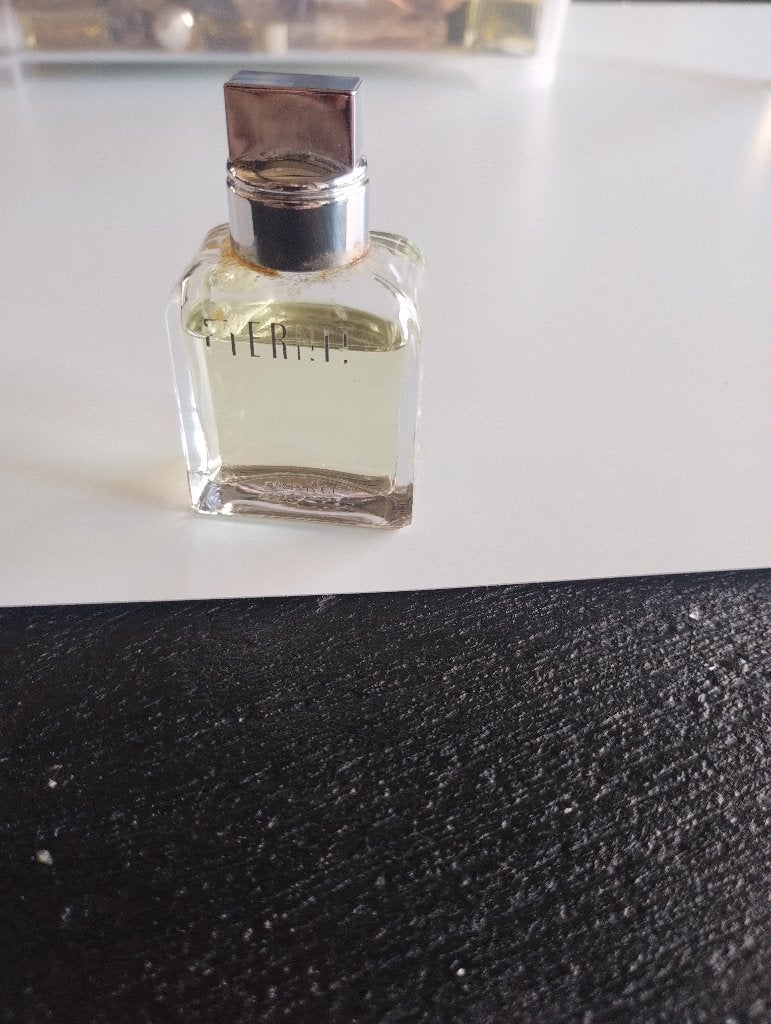 Mini parfum, Collections, Enlèvement ou Envoi, Utilisé, Miniature, Plein