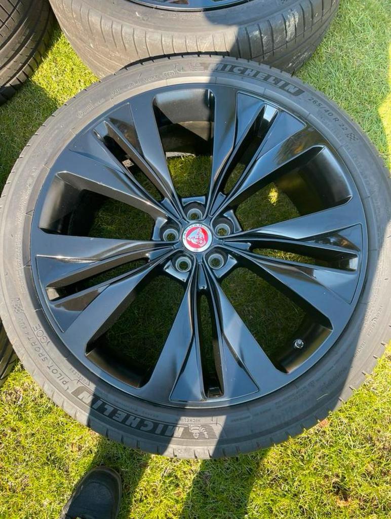 Originele 22 inch wielen 5x108 jaguar f-pace, Auto-onderdelen, Banden en Velgen, Ophalen, Gebruikt, 265 mm, Banden en Velgen