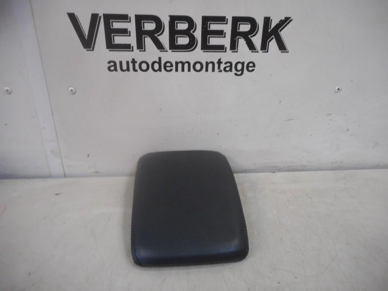 ACCOUDOIR Volkswagen Eos (1F7 / F8) (1ko864245b), Utilisé, Volkswagen