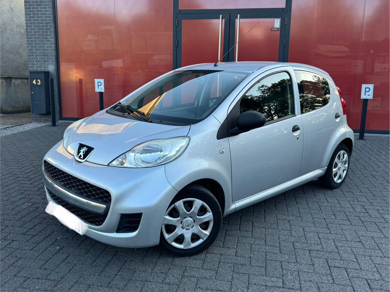 PEUGEOT 107 / 115.000 KM !! / 1.0 ESSENCE / CARNET, Auto's, Euro 5, Overige bekleding, Bedrijf, 5 deurs