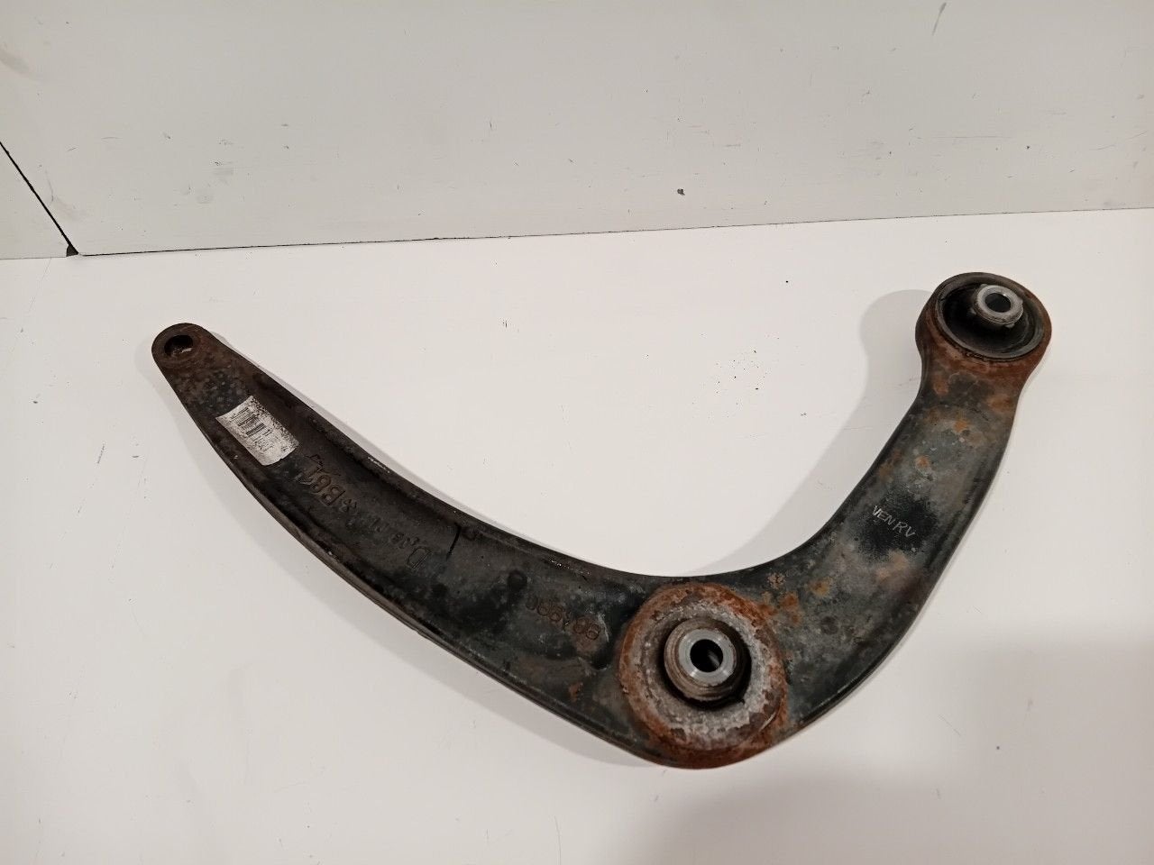Draagarm rechts voor Peugeot RCZ, Onderdelen@venauto.nl, Van der Ven Autorecycling B.V., Ettenseweg 76, 4706 PB Roosendaal, The Netherlands