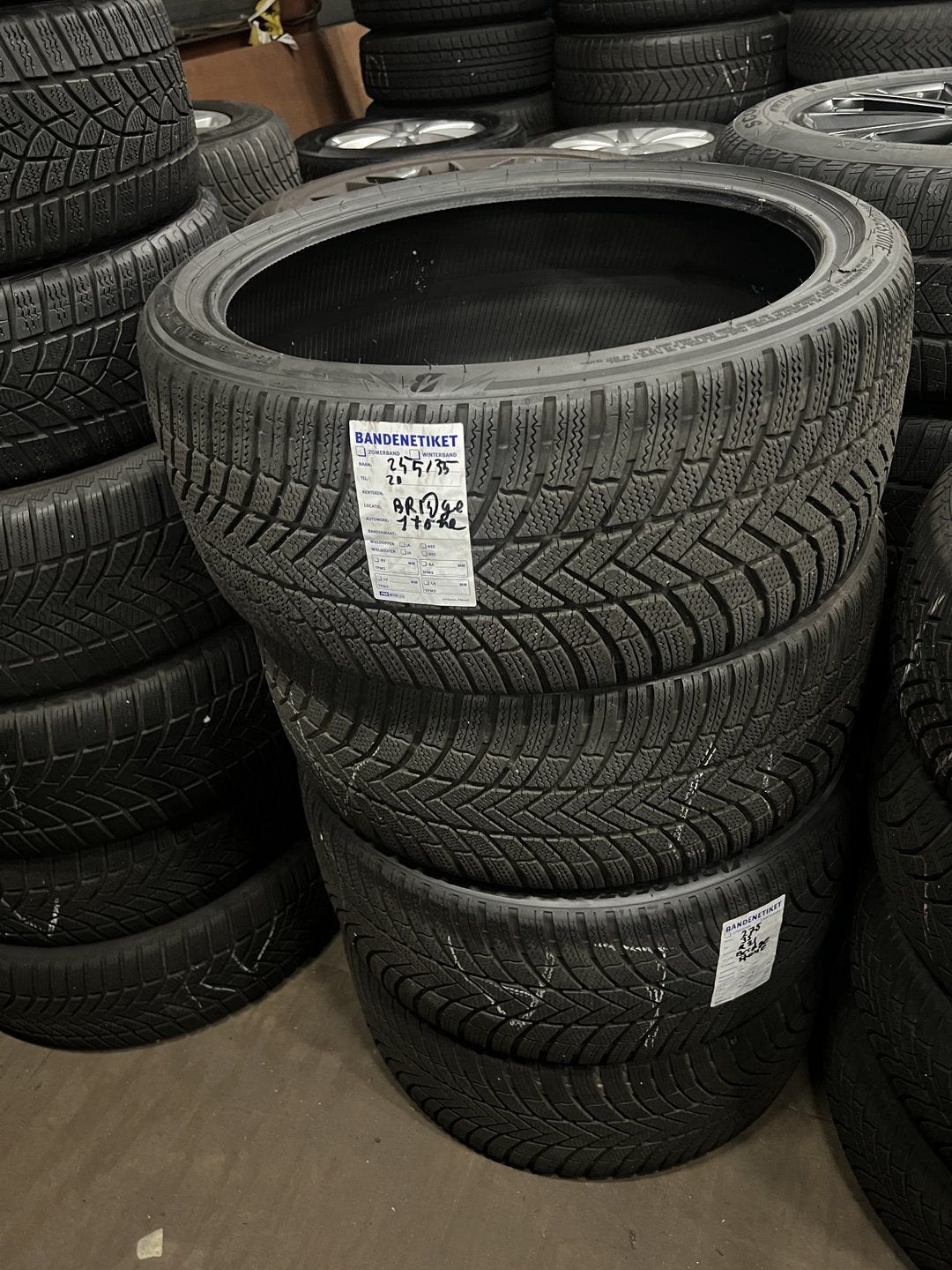 Breedset banden winter 255/35R21 en 275/35R21, Autos : Pièces & Accessoires, Pneus & Jantes, Pneus hiver, 255 mm, -, Véhicule de tourisme