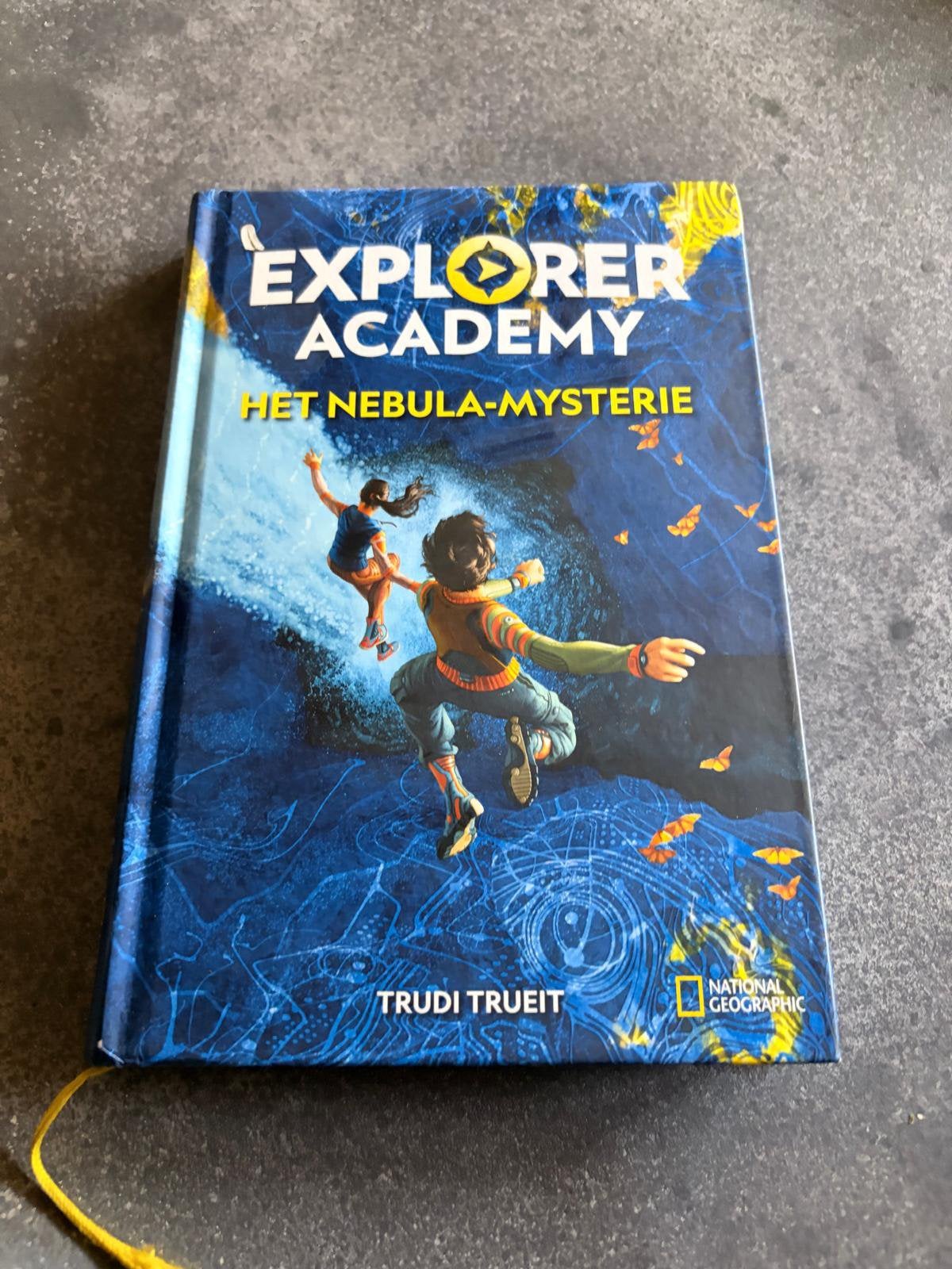 Explorer Academy: Het Nebula-Mysterie, Ophalen, Gelezen