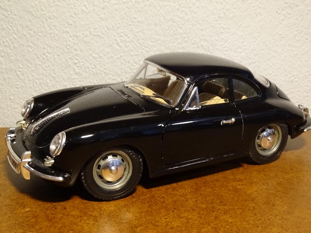 Porsche 356 (1961) 1:18 Bburago, Enlèvement ou Envoi, Comme neuf, Voiture, Burago