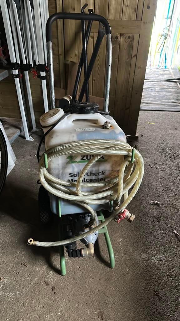 Pompe glycol, solaire thermique, Ophalen, Zo goed als nieuw