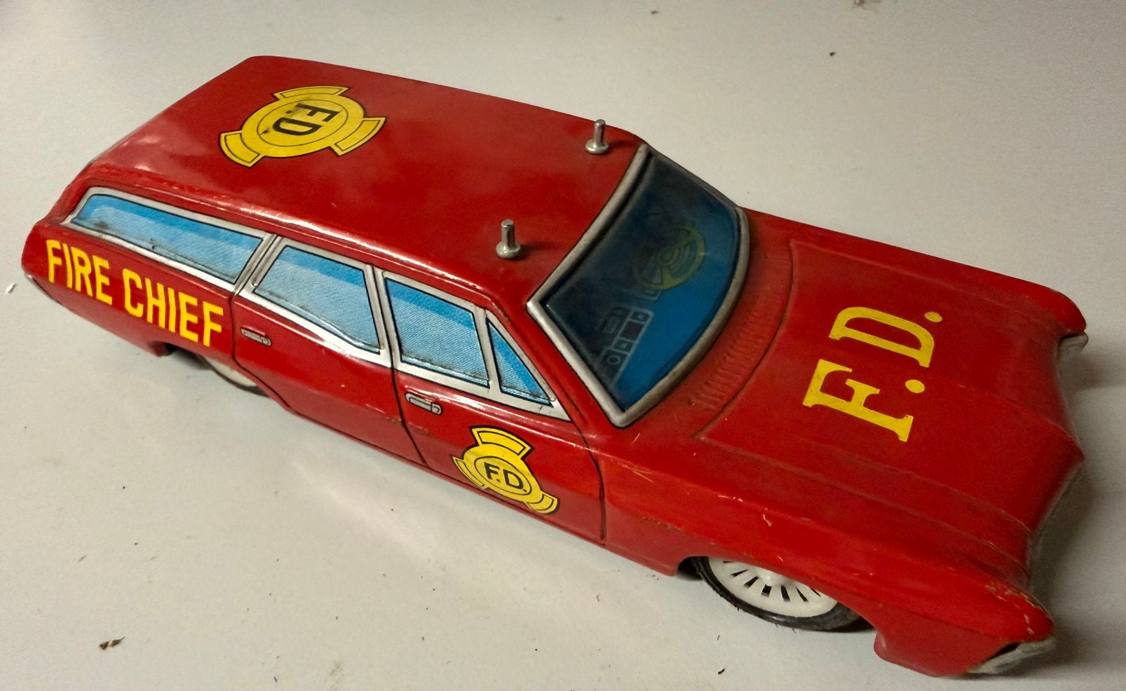 Break Fire Chief en étain d'époque, Japon ? Années 60/70, Hobby & Loisirs créatifs, Voitures miniatures | 1:43, Enlèvement ou Envoi