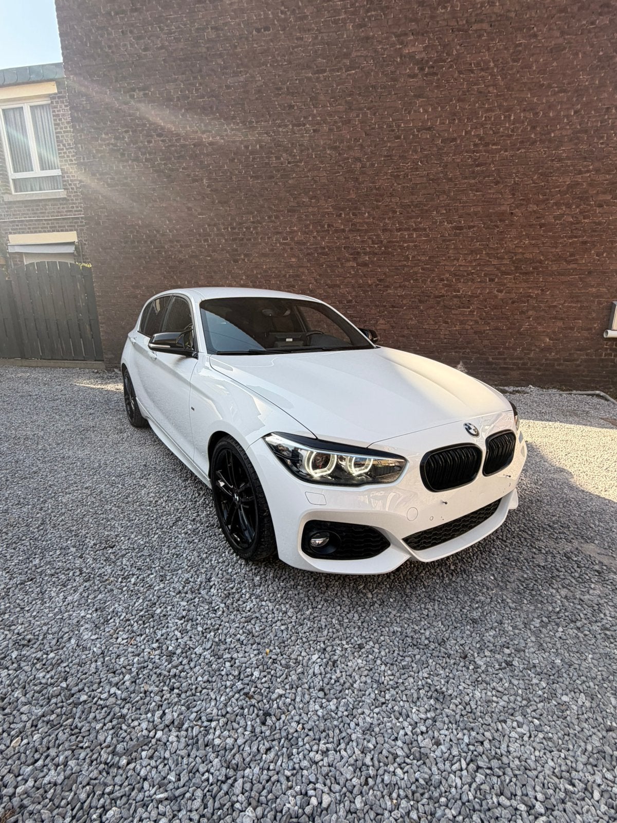 ! BMW 118I super look !, 100 kW, 0 kg, Wit, Leder