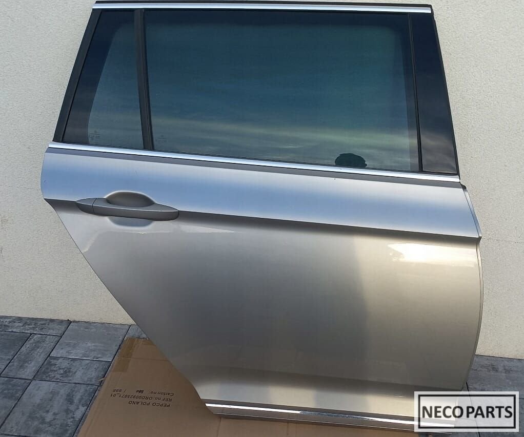 PASSAT 3G B8 COMBI PORTIER DEUR KLEUR LB7W ALLES LEVERBAAR !, Gebruikt, -, Volkswagen, -