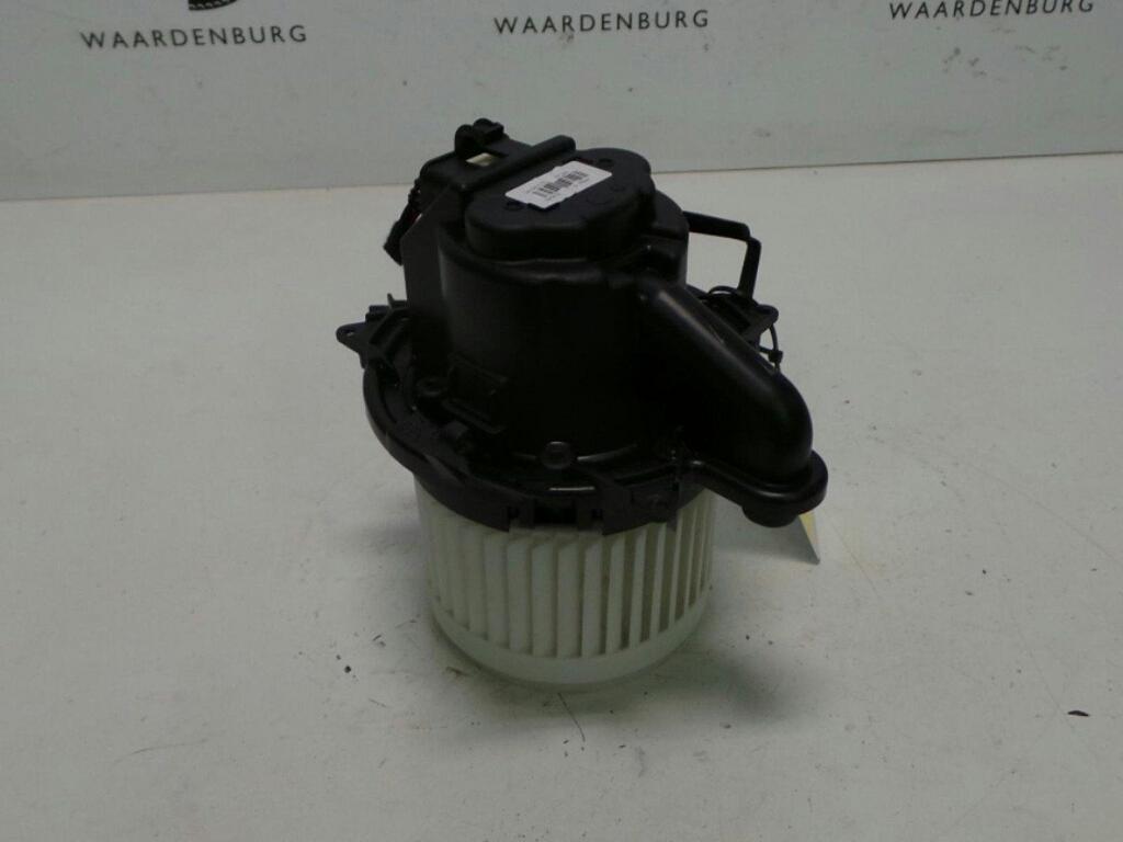 RENAULT CAPTUR KACHELMOTOR 2013, Enlèvement ou Envoi, Utilisé, Stiba membre
