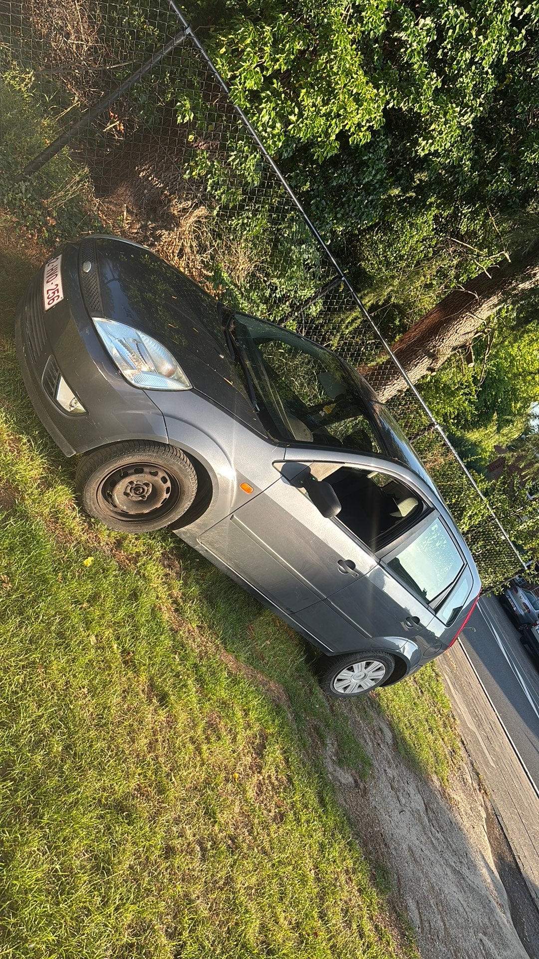 Ford fiesta 1.3 benzine te koop!, Autos, Achat, 4 portes, Boîte manuelle, Autres couleurs