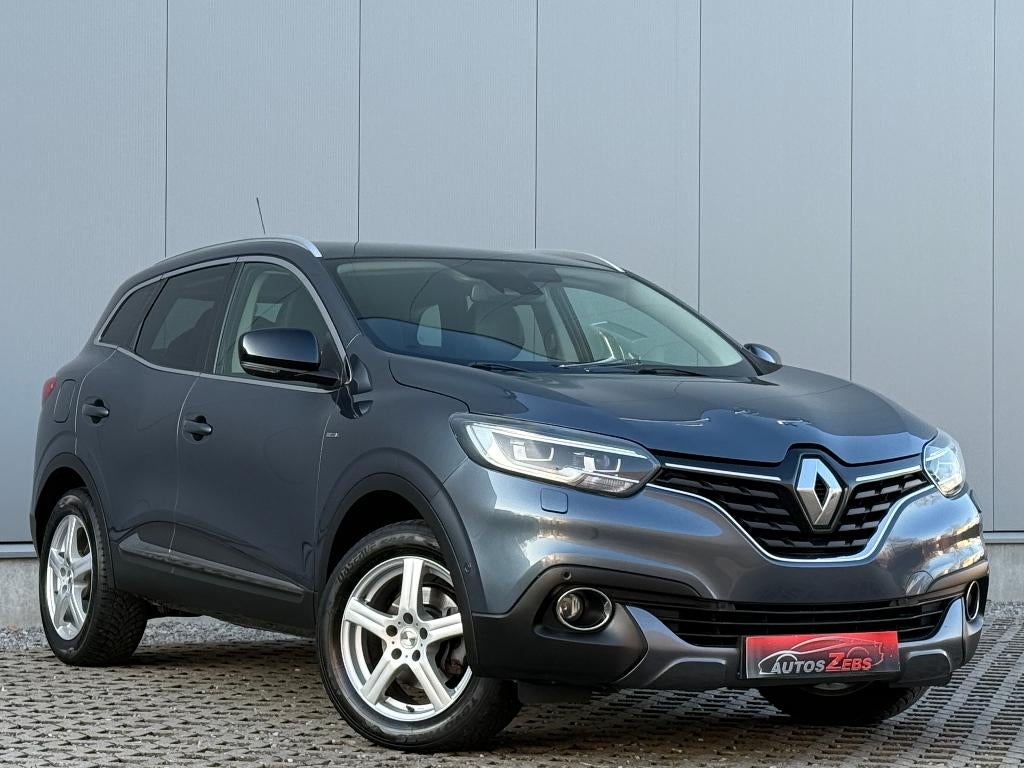 Renault Kadjar 1.2TCe Bose BTW/VAT/TVA Pano Camera Garantie*, Auto's, Kadjar, 4 cilinders, Leder, 5 zetels