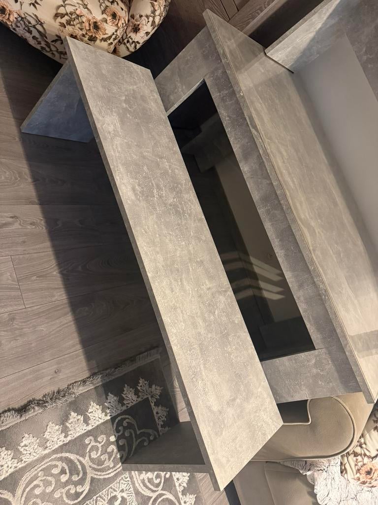 Eet tafel met bank, Antiek en Kunst, Ophalen