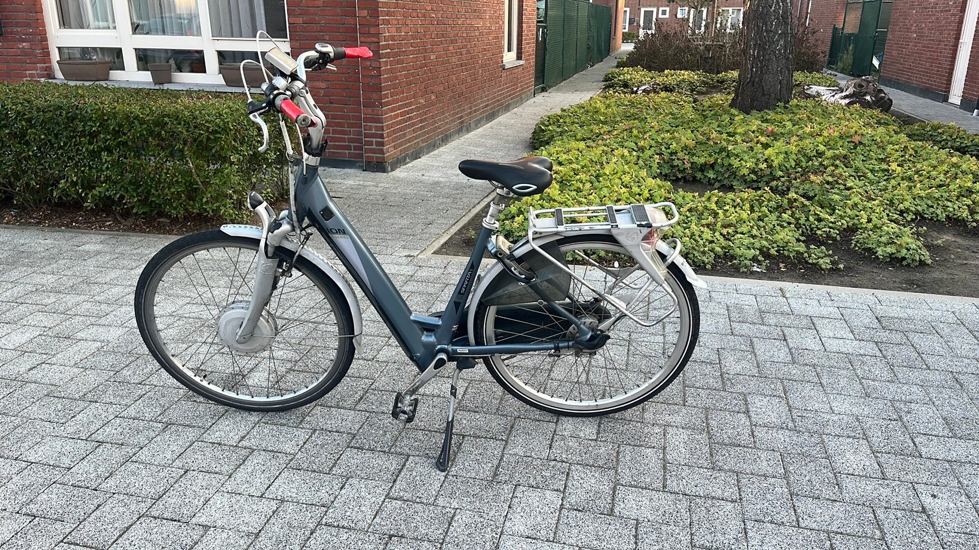 Electrice dames fiets, Ophalen, Zo goed als nieuw