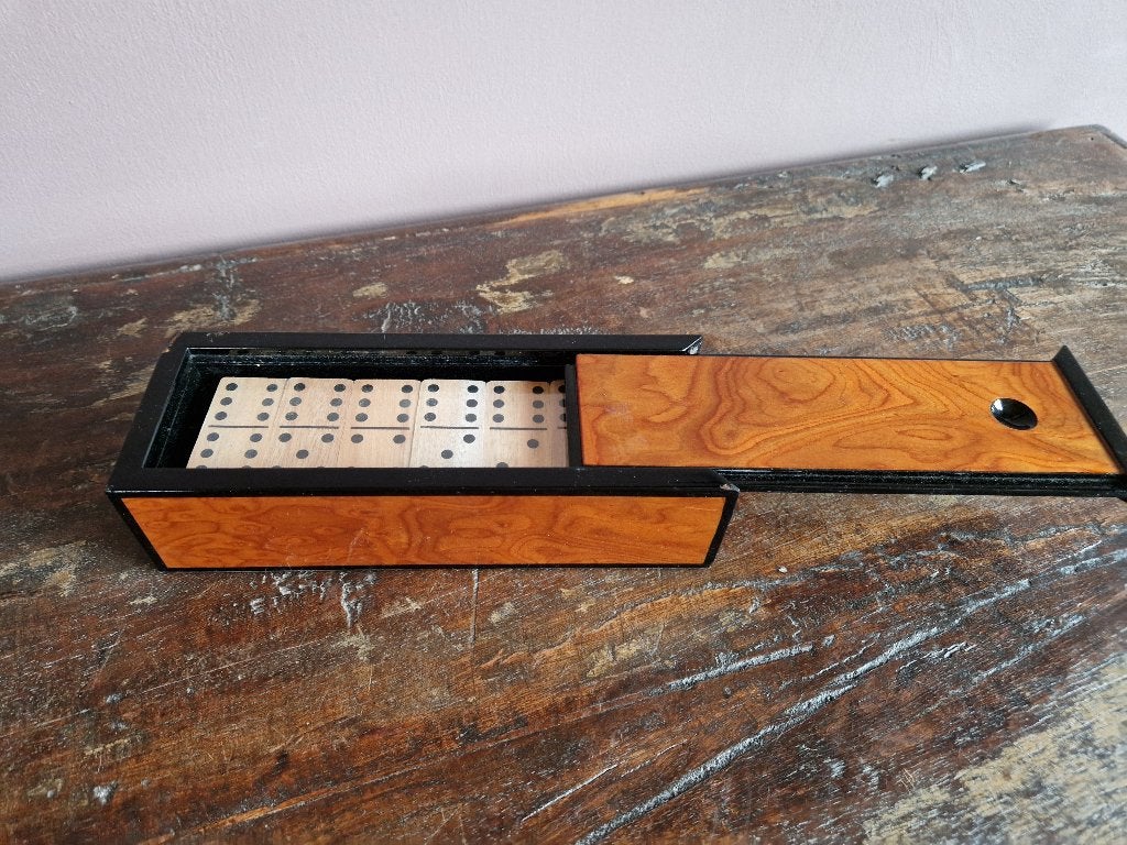 Antieke Franse Domino Spelset, Wortelhout, Antiquités & Art, Enlèvement ou Envoi