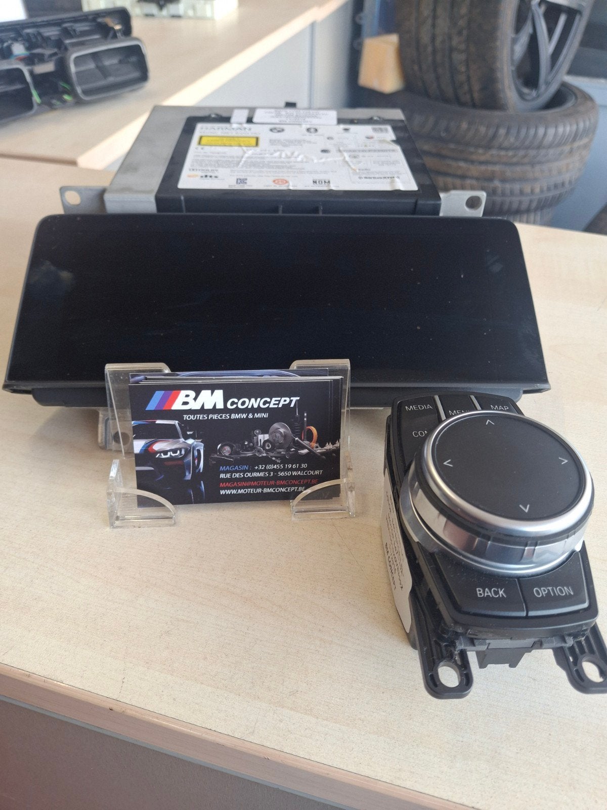 Bmw kit Nbt F20 EVO HU écran et molette, Autos : Divers, Autoradios, Enlèvement
