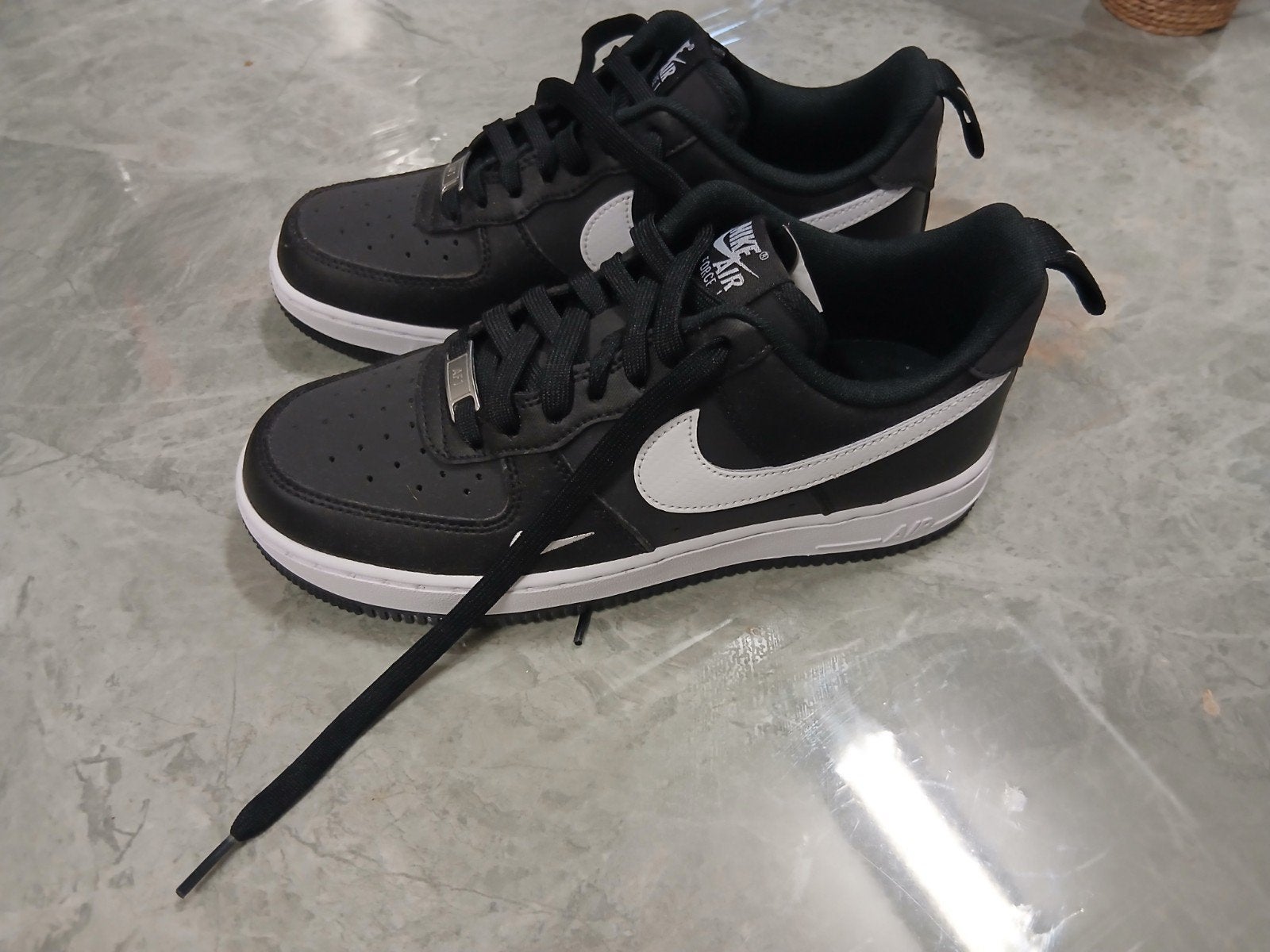 ik verkoop schoenen van nike nieuw, Enlèvement