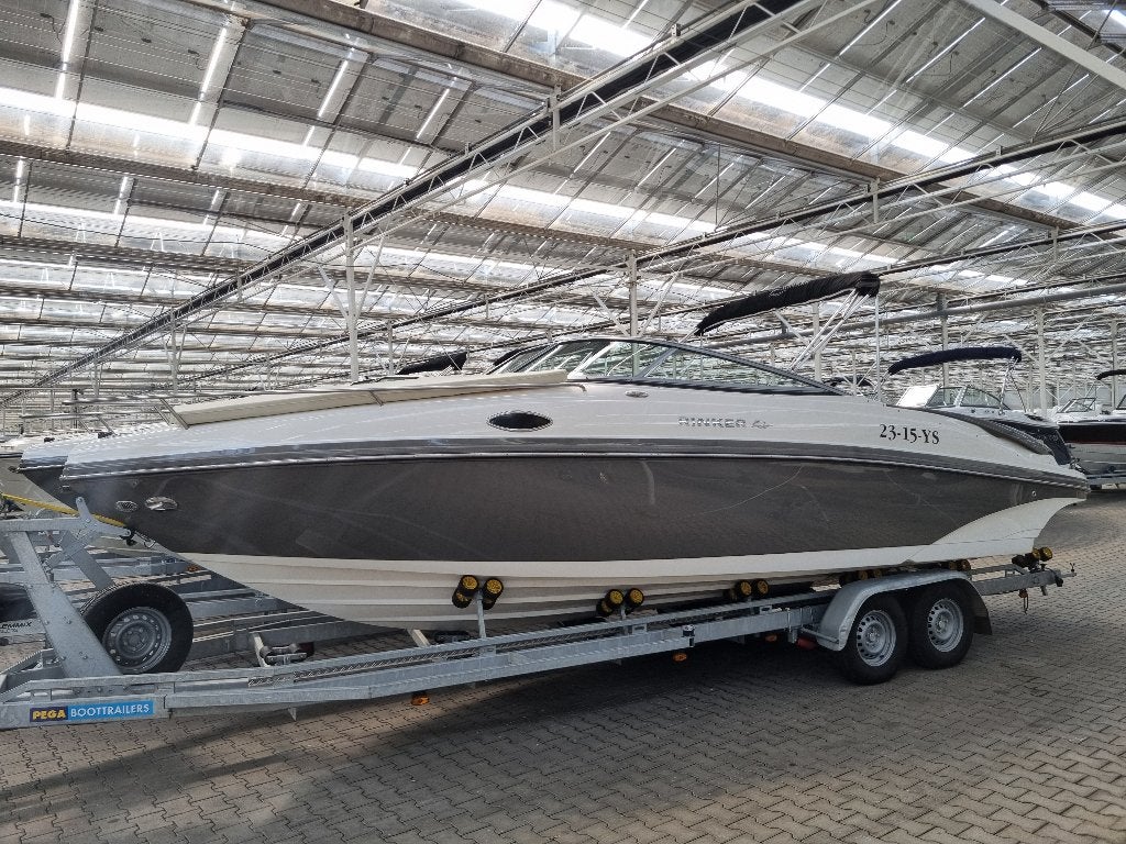 Rinker 246 van het jaar 2012 Mercruiser 377 MAG 320 PK Duopr, Sports nautiques & Bateaux, Speedboat, Enlèvement, 320 ch, Polyester