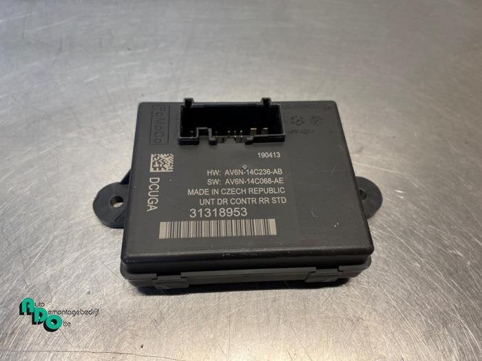 Module verrouillage central des portes d'un Volvo V40 (V40 1, Autos : Pièces & Accessoires, -, 3 mois de garantie, -, -