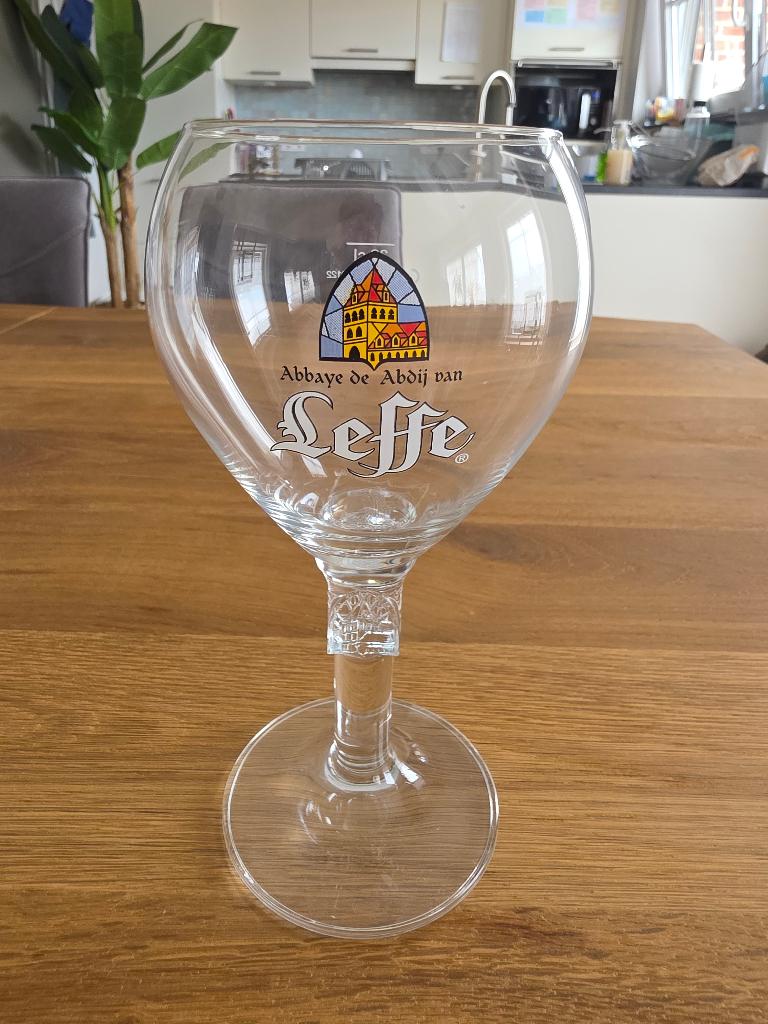 4 Verres à Bière Belges Leffe, Collections, Enlèvement, Neuf, Verre ou Verres, Leffe