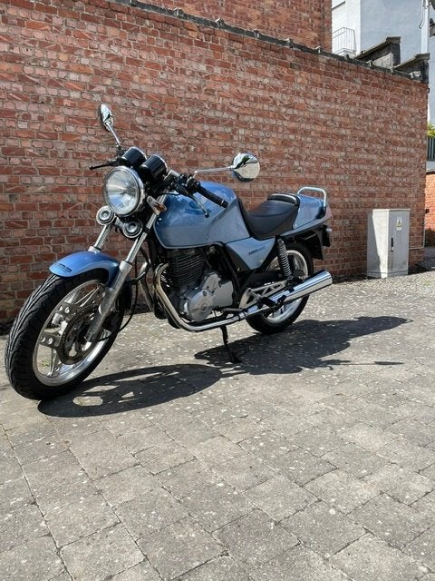 Honda XBR 500, Occasion, 498 cm³, Permis Moto A2 minimum, 12 à 35 kW