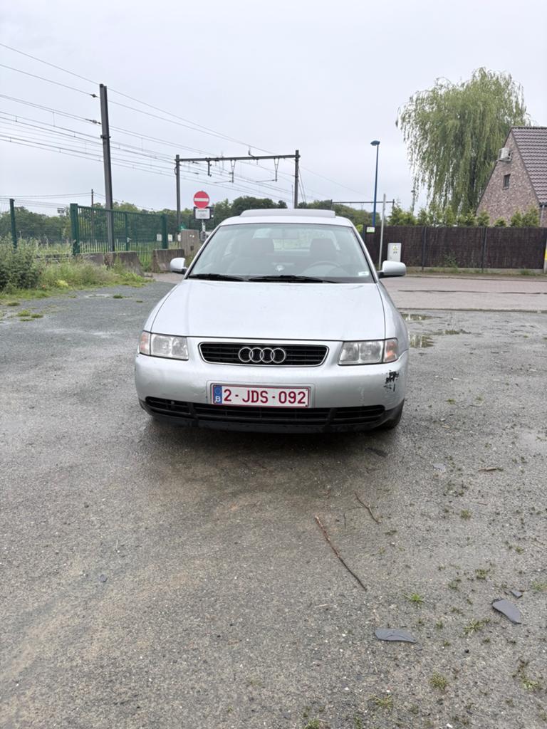 Audi A3 8L 1.6 Essence 1997, Argent ou Gris, Achat, USB, Boîte manuelle