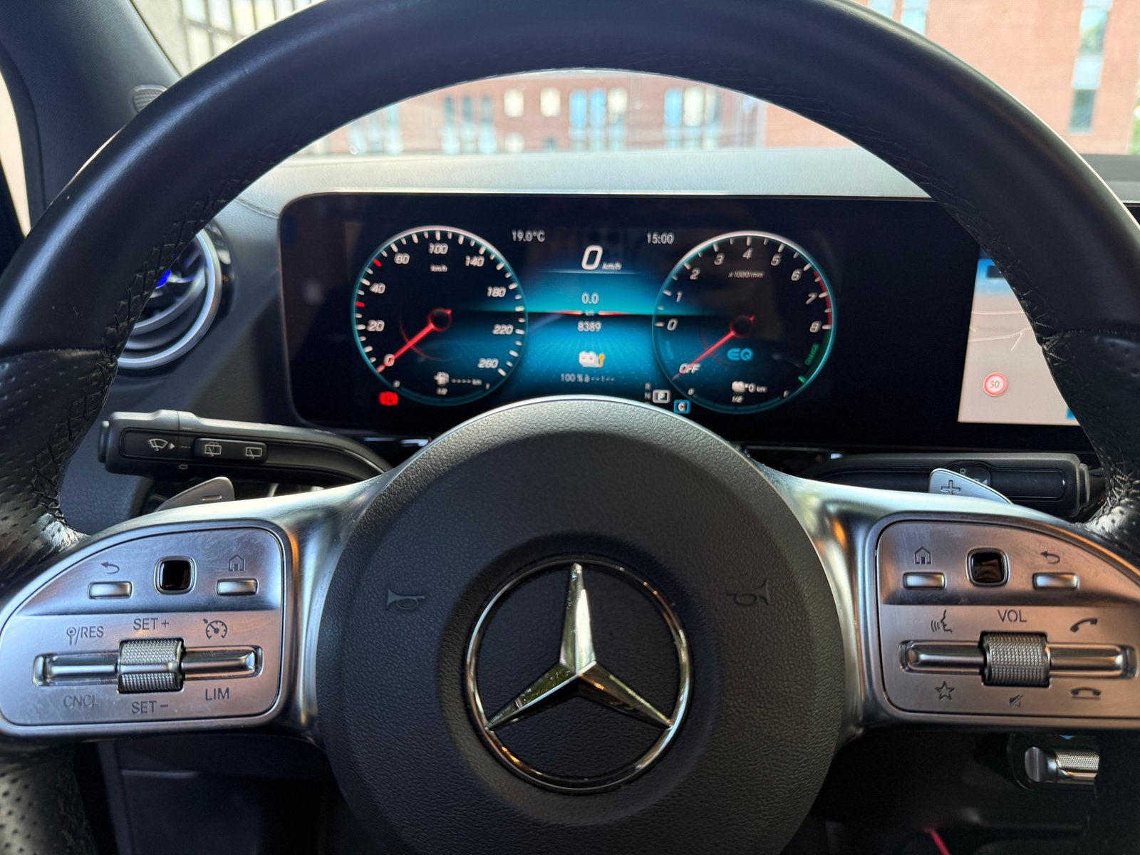 Mercedes hybride, Autos, Achat, Commande vocale, Euro 6, Noir