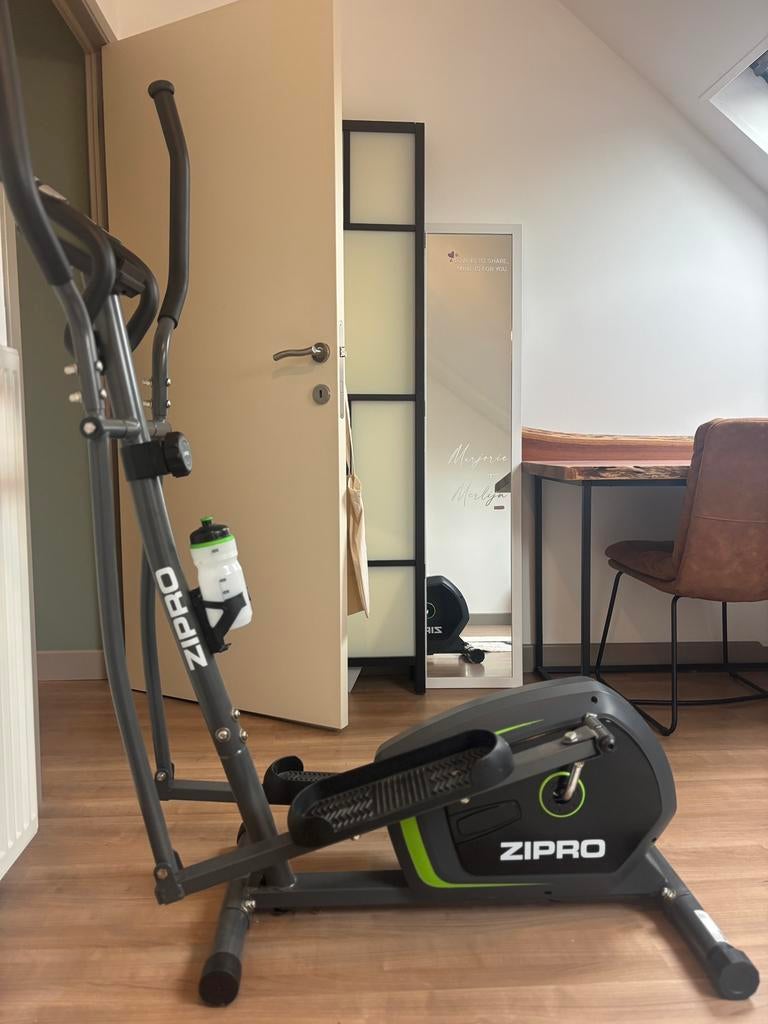 Crosstrainer zipro neon, Sport en Fitness, Ophalen, Zo goed als nieuw, Crosstrainer
