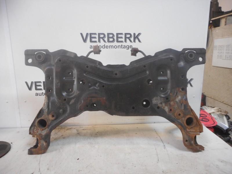 BERCEAU AVANT Ford Focus 2 (01-2004/09-2012), Utilisé, Ford