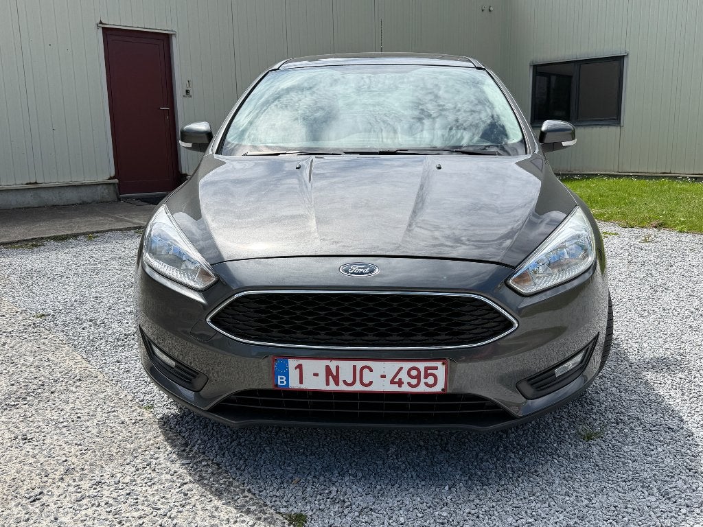 Ford Focus 1.5tdci SW 2016 Euro6, Auto's, Ford, Dealer onderhouden, Stof, 4 cilinders, Bedrijf