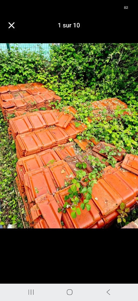 Tuiles, Bricolage & Construction, Pierre ou Argile, Comme neuf, Enlèvement, Rouge